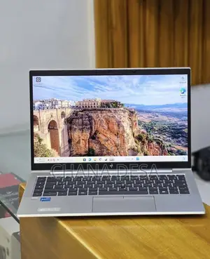 New Laptop HP EliteBook 840 G8 16GB Intel Core i5 SSD 512GB