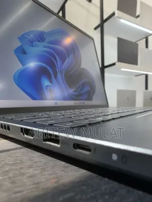 New Laptop Dell Inspiron 15 16GB Intel Core i7 SSD 512GB