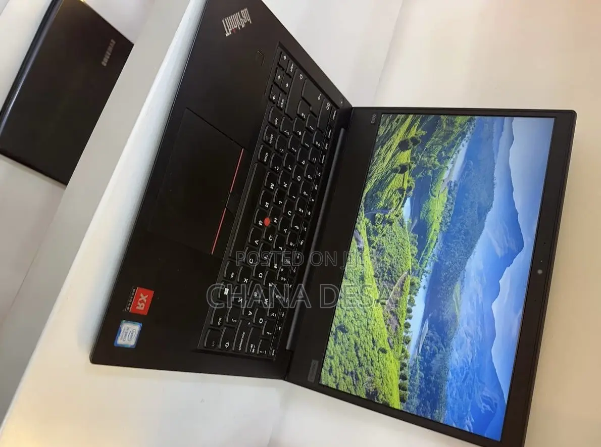 New Laptop Lenovo 8GB Intel Core i7 SSD 512GB