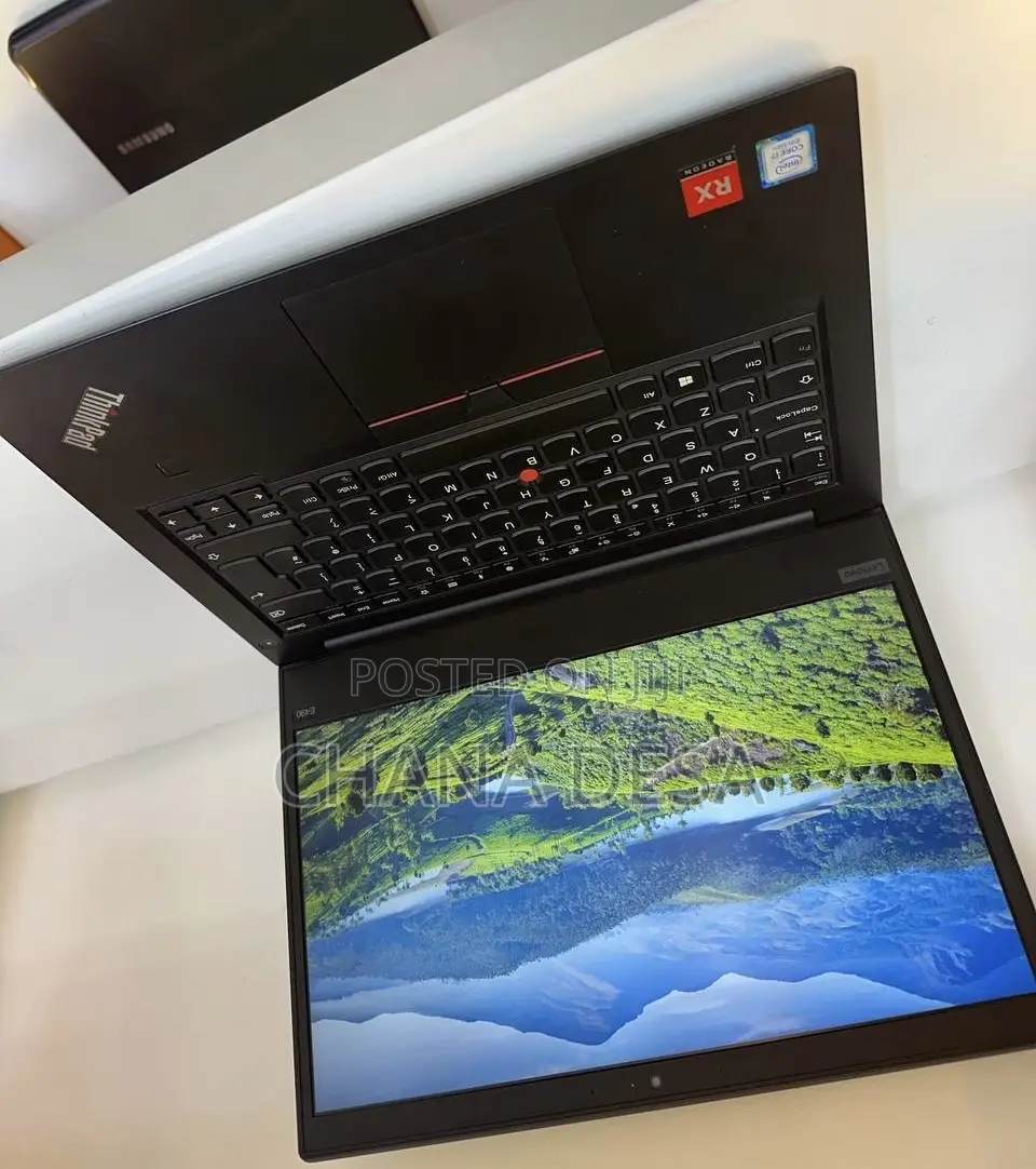 New Laptop Lenovo 8GB Intel Core i7 SSD 512GB