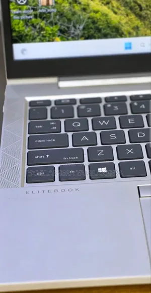 New Laptop HP EliteBook 840 G7 8GB Intel Core i5 SSD 512GB