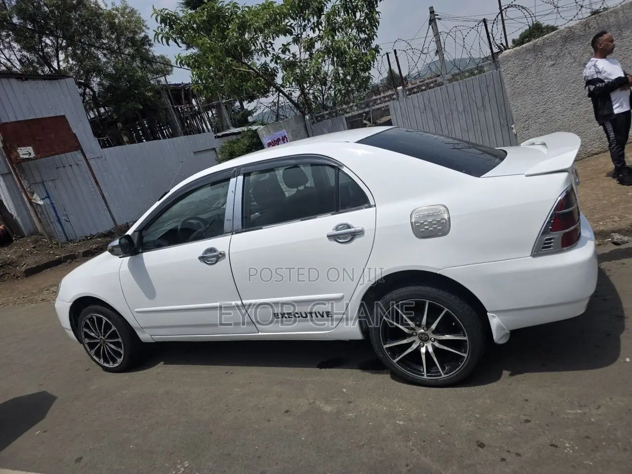 Toyota Corolla 2001 White