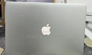 New Laptop Apple MacBook Pro 2017 8GB Intel Core i7 SSD 256GB
