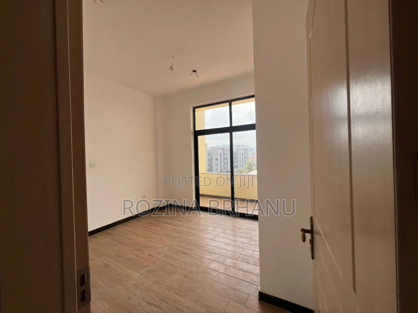 1bdrm Apartment in አያት, Yeka for sale