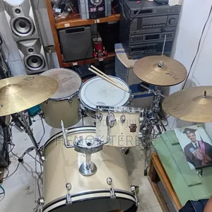 Accoustic Drum Set