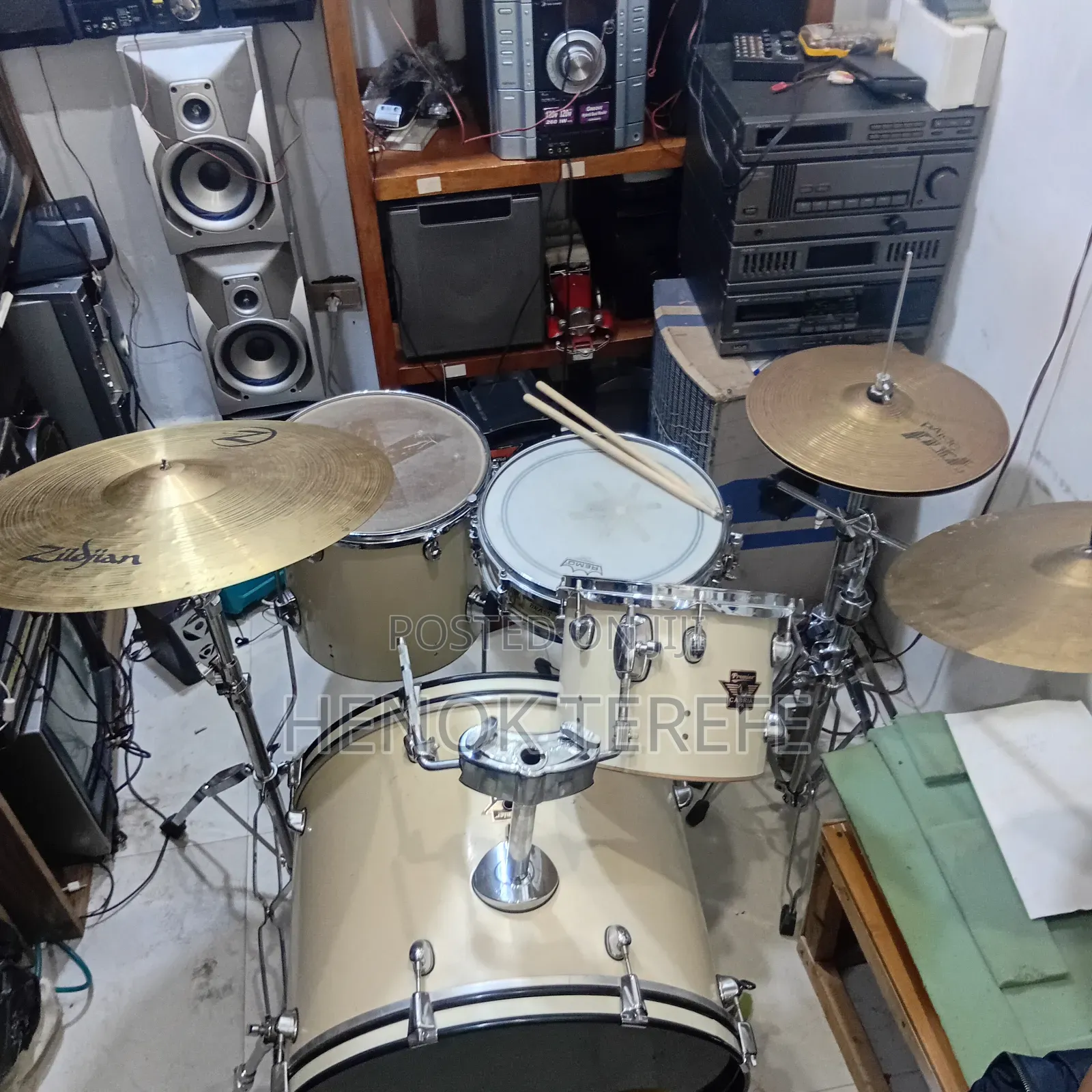 Accoustic Drum Set