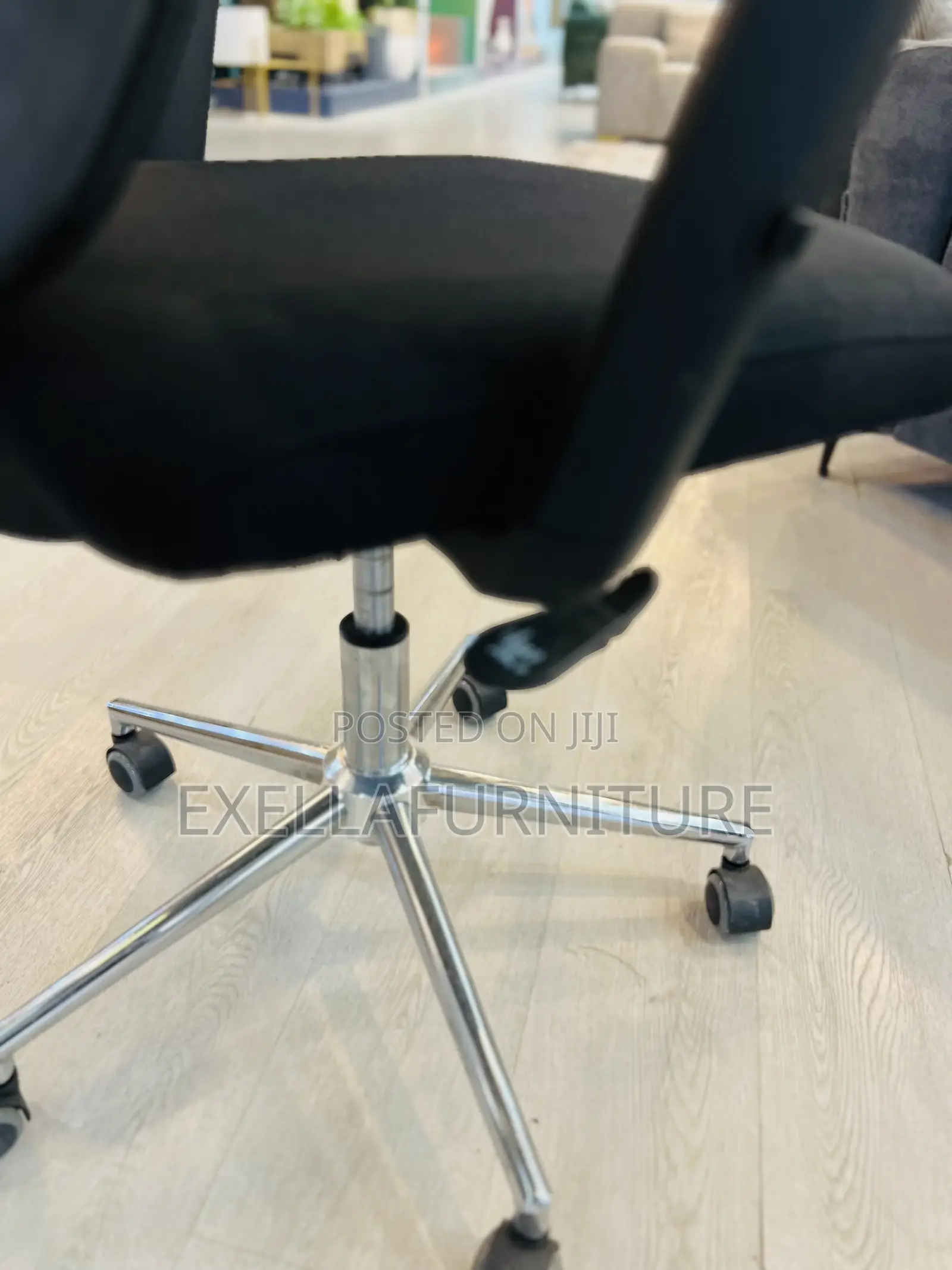 Ergonomic Managerial Office Chair | Mesh Executive Chair | Adjustable