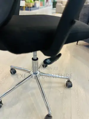 Ergonomic Managerial Office Chair | Mesh Executive Chair | Adjustable