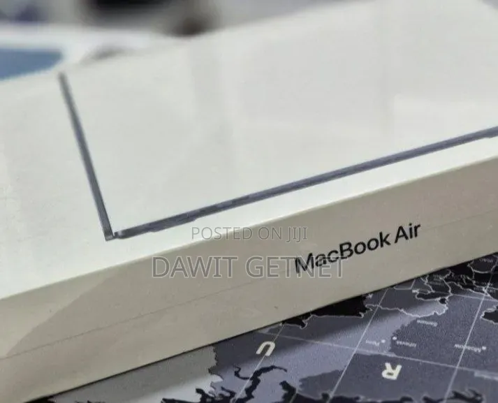 New Laptop Apple MacBook Air 2022 M2 8GB Apple M2 SSD 256GB
