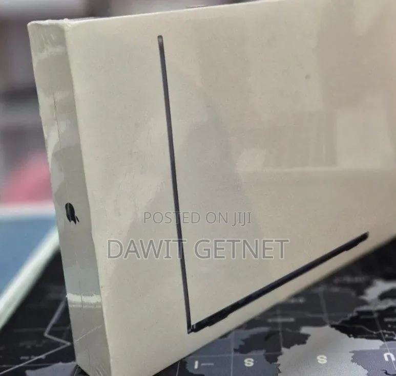New Laptop Apple MacBook Air 2022 M2 8GB Apple M2 SSD 256GB