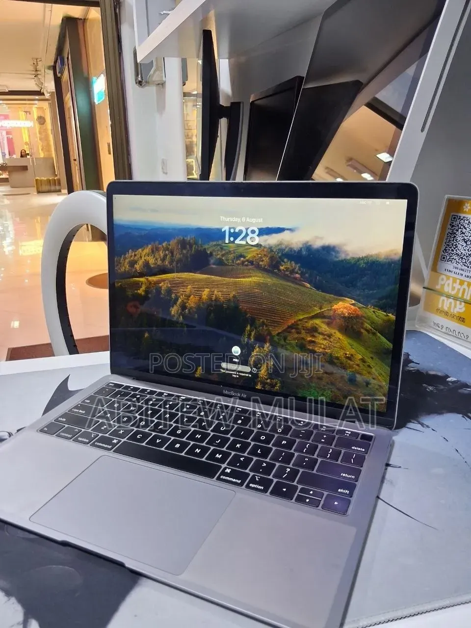 New Laptop Apple MacBook Air 2019 8GB Intel Core i5 SSD 128GB