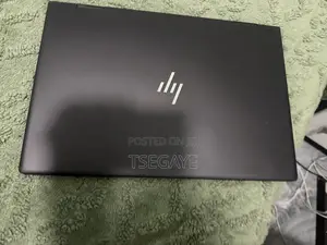 Laptop HP Envy x360 8GB AMD Ryzen 5 SSD 256GB
