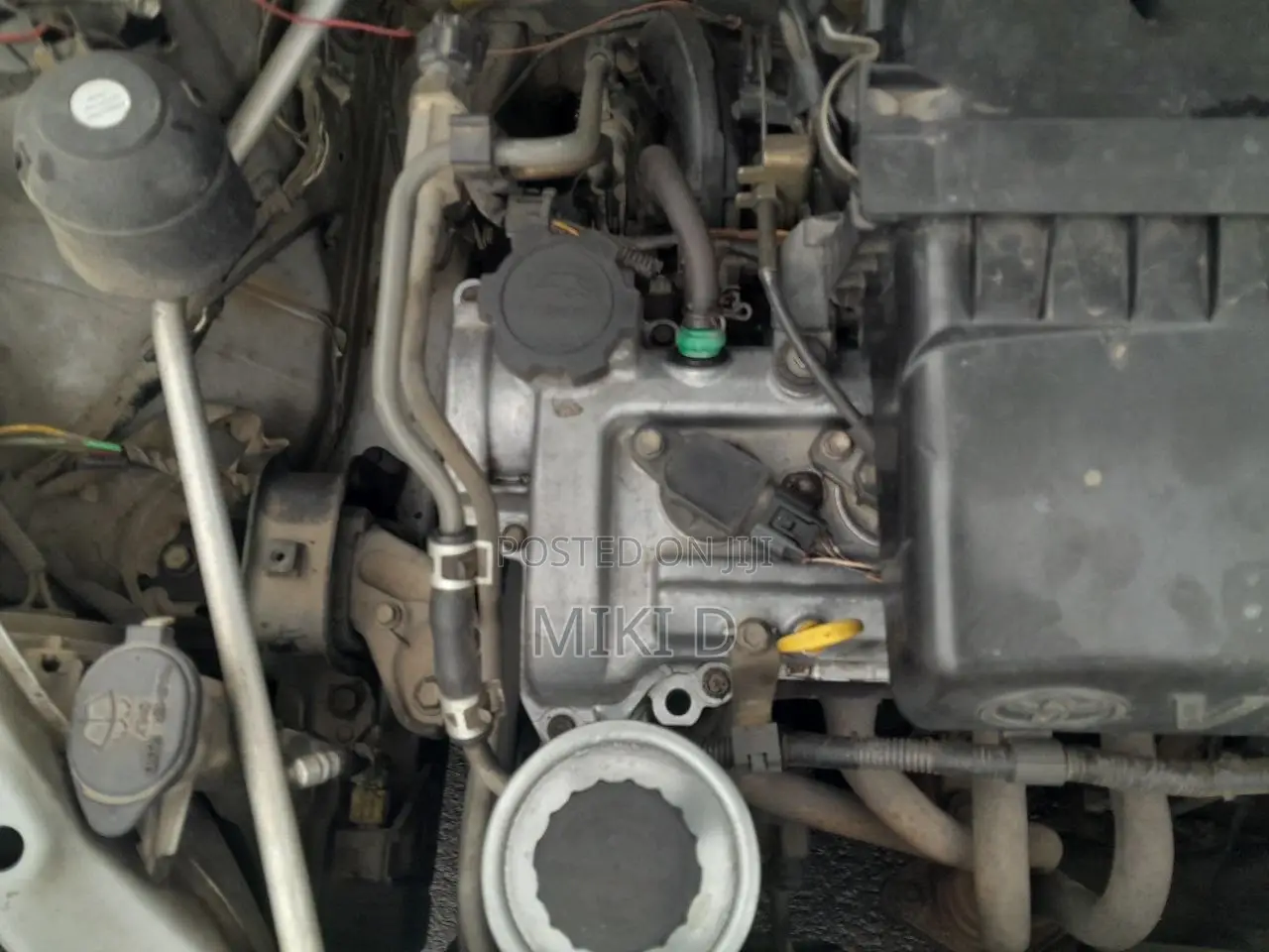 Toyota Vitz 2001 Silver