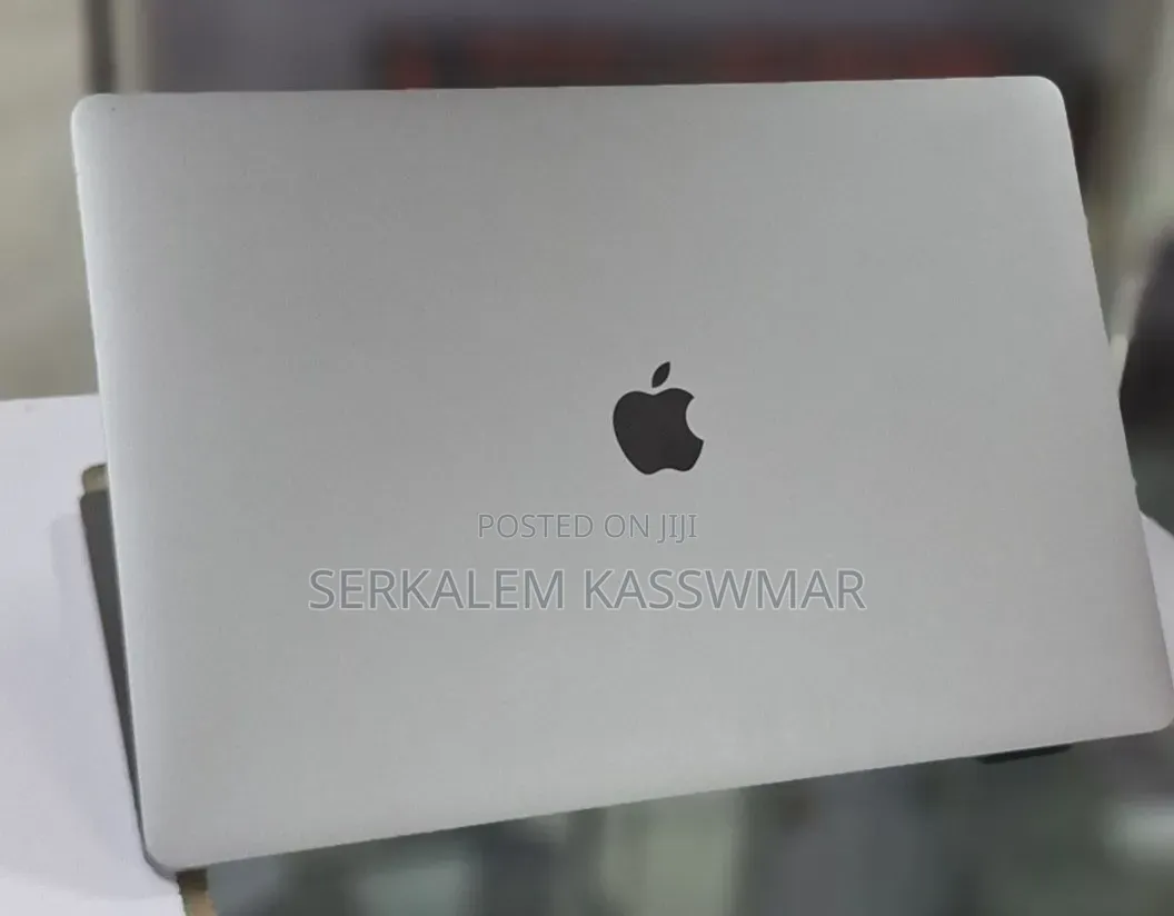 New Laptop Apple MacBook Pro 2019 64GB Intel Core i9 SSD 512GB