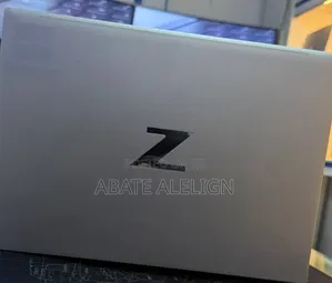 New Laptop HP ZBook Firefly 16inch G9 16GB Intel Core i7 SSD 512GB