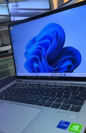 New Laptop HP ZBook Firefly 16inch G9 16GB Intel Core i7 SSD 512GB