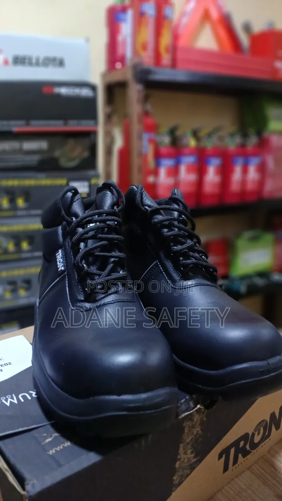 ቀለል ያለ ሴፍቲ ጫማ Light Safety Shoe 不然አዳነ ሴፍቲ