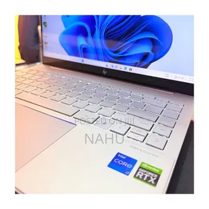 New Laptop HP Envy 14 16GB Intel Core i7 SSD 512GB