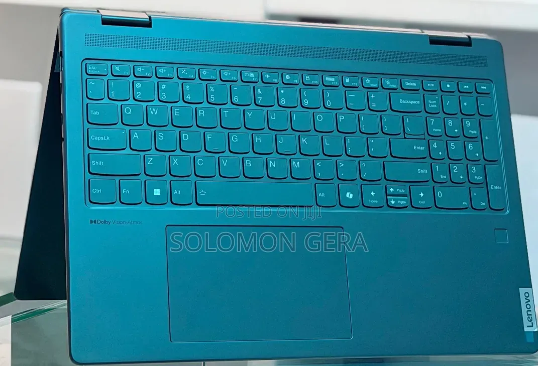 New Laptop Lenovo Yoga 7i 16GB Intel Core Ultra 7 SSD 512GB