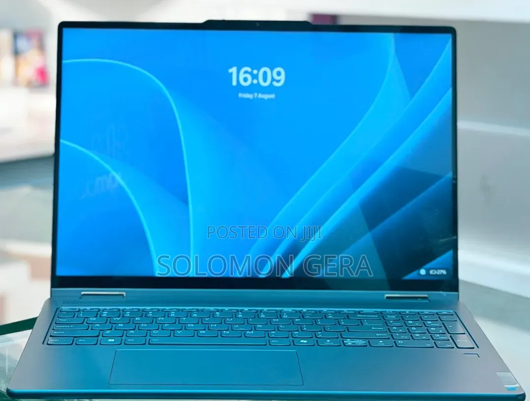 New Laptop Lenovo Yoga 7i 16GB Intel Core Ultra 7 SSD 512GB