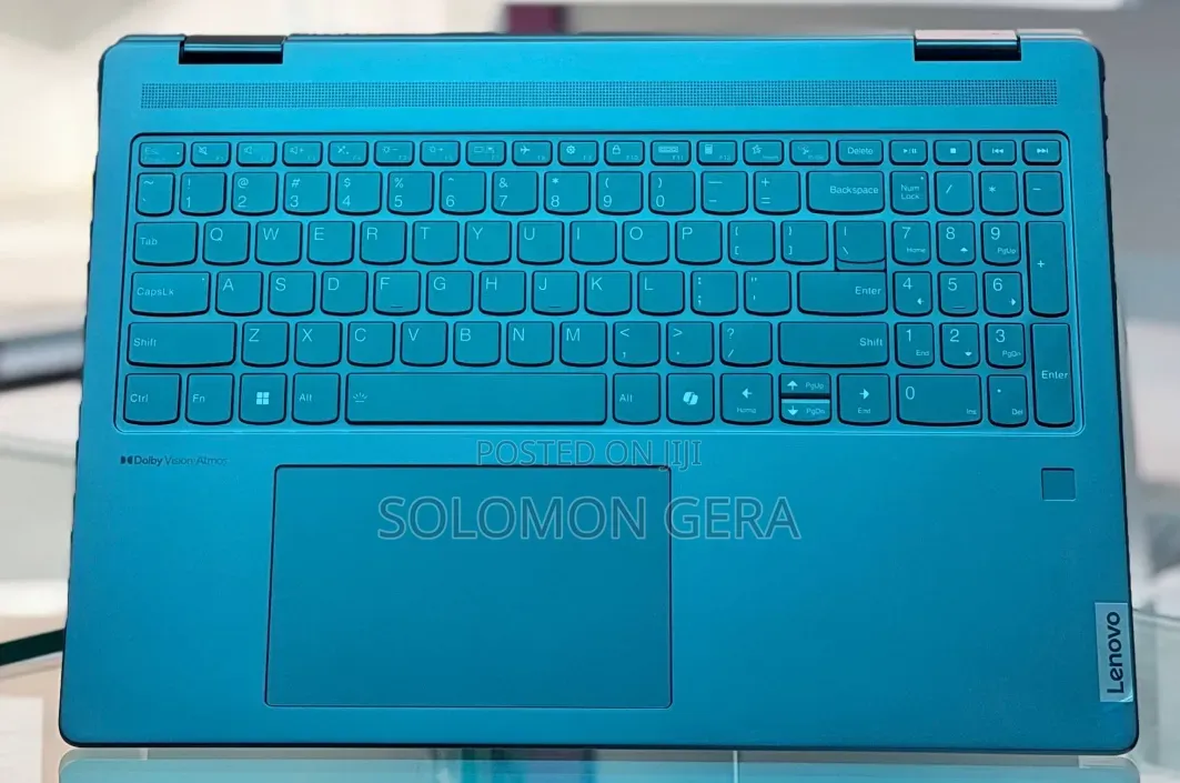New Laptop Lenovo Yoga 7i 16GB Intel Core Ultra 7 SSD 512GB