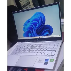 New Laptop HP Pavilion 14 16GB Intel Core i7 SSD 512GB