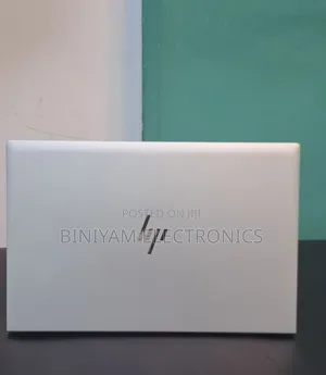 New Laptop HP EliteBook 840 G8 16GB Intel Core i5 SSD 512GB