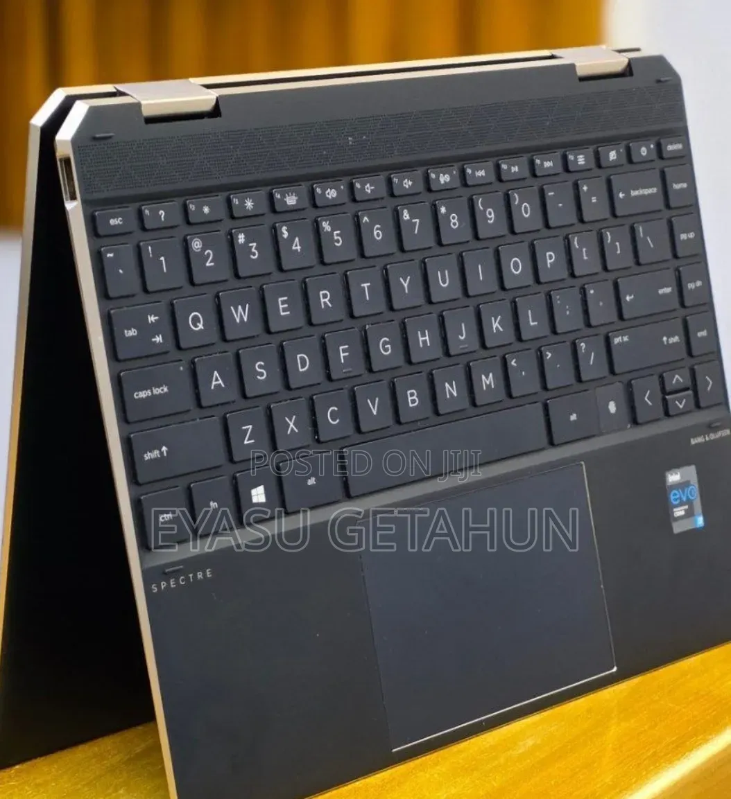 New Laptop HP Spectre X360 16GB Intel Core i7 SSD 512GB
