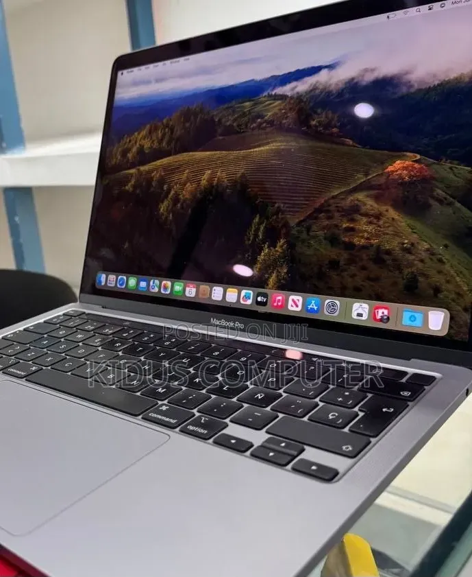 New Laptop Apple MacBook Air 2020 M1 16GB Apple M1 SSD 512GB