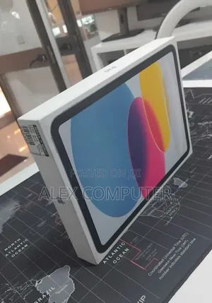 New Apple iPad (2025) 128 GB