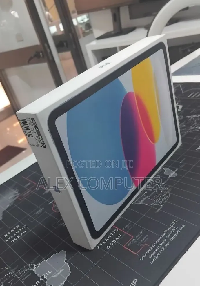New Apple iPad (2025) 128 GB