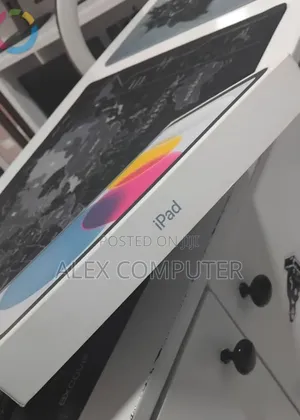 New Apple iPad (2025) 128 GB