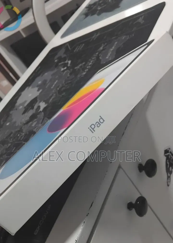 New Apple iPad (2025) 128 GB