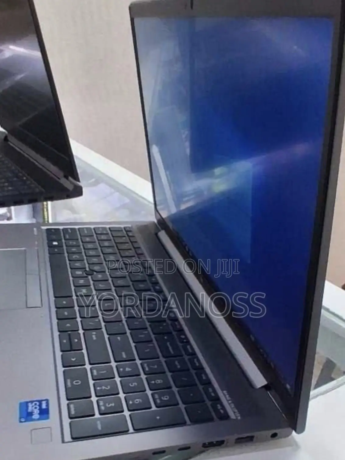 New Laptop HP ZBook Firefly G8 16GB Intel Core i7 SSD 512GB