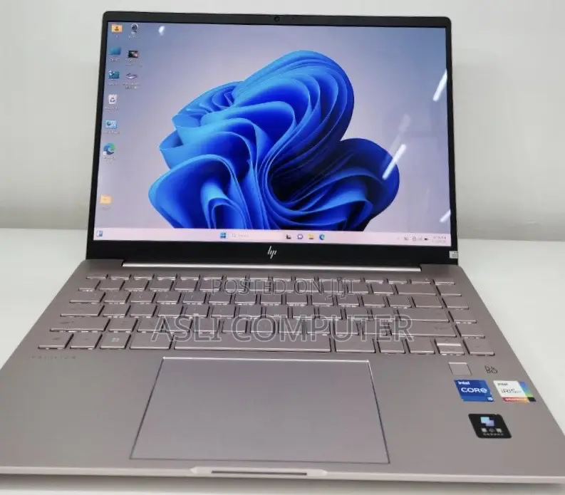 New Laptop HP Pavilion 14 16GB Intel Core i7 SSD 512GB