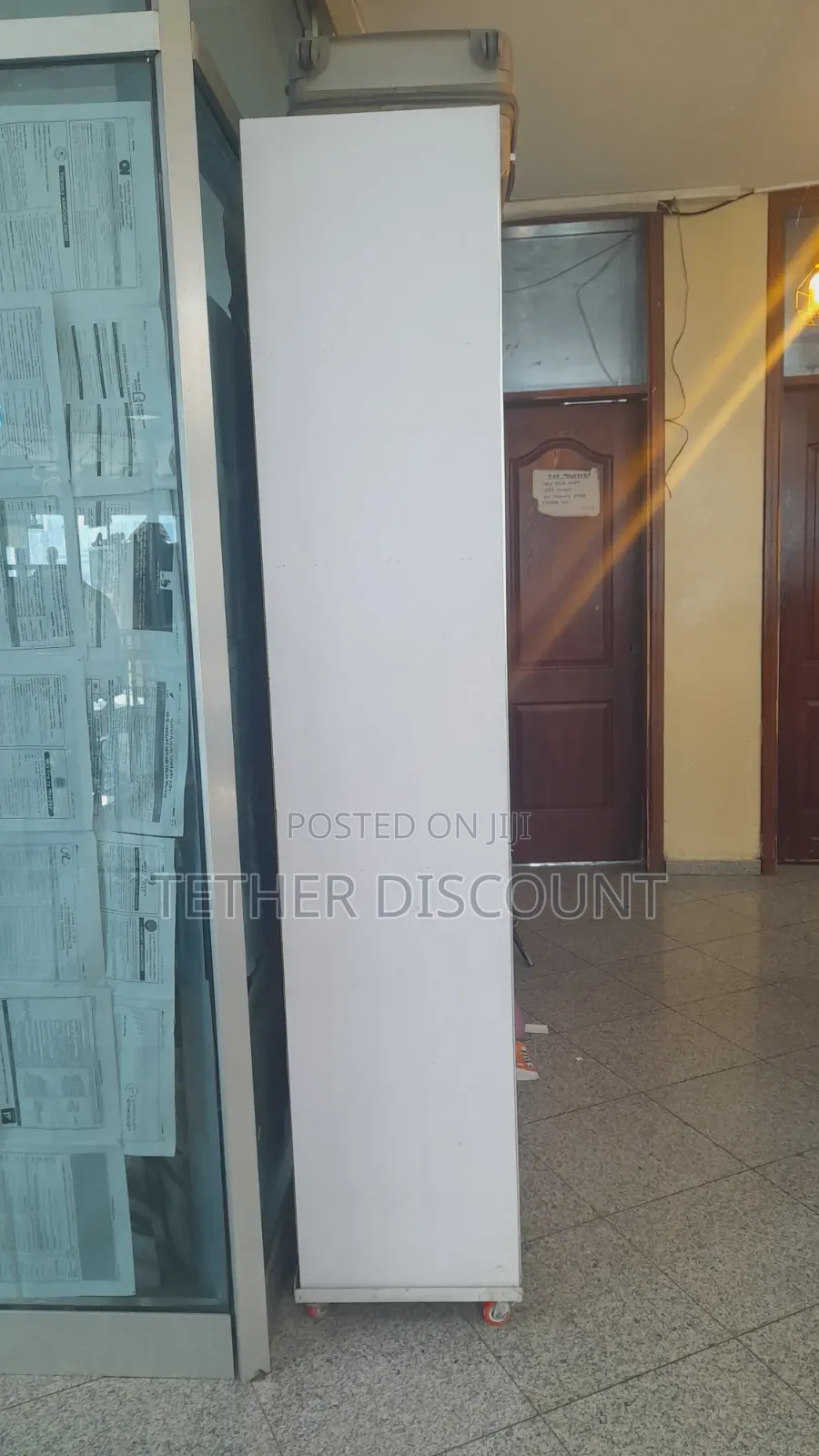 High Quality Display Cabinet, All Most New በቅርብ የተሰራ