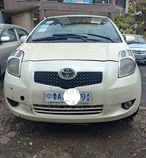 Toyota Yaris 2006 White