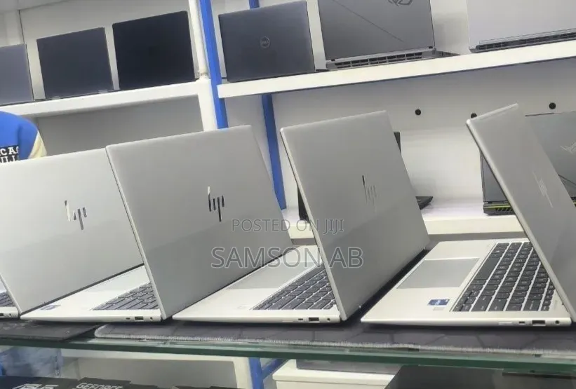 New Laptop HP EliteBook 840 10 16GB Intel Core i5 SSD 512GB