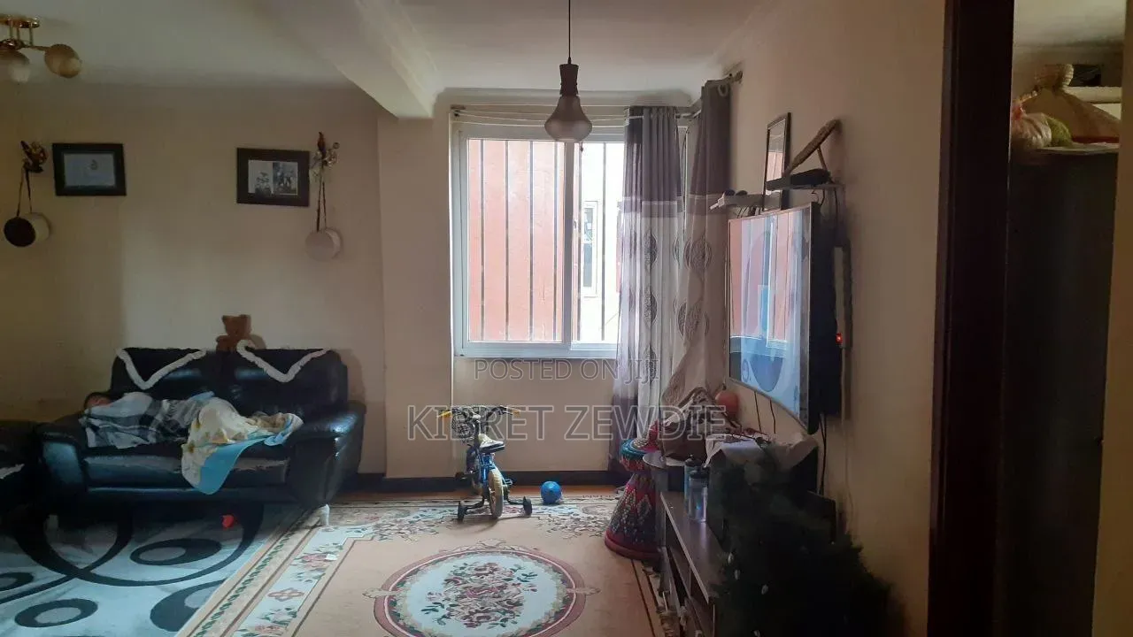 Furnished 3bdrm Condo in Kibert Zewdie, Bole for sale