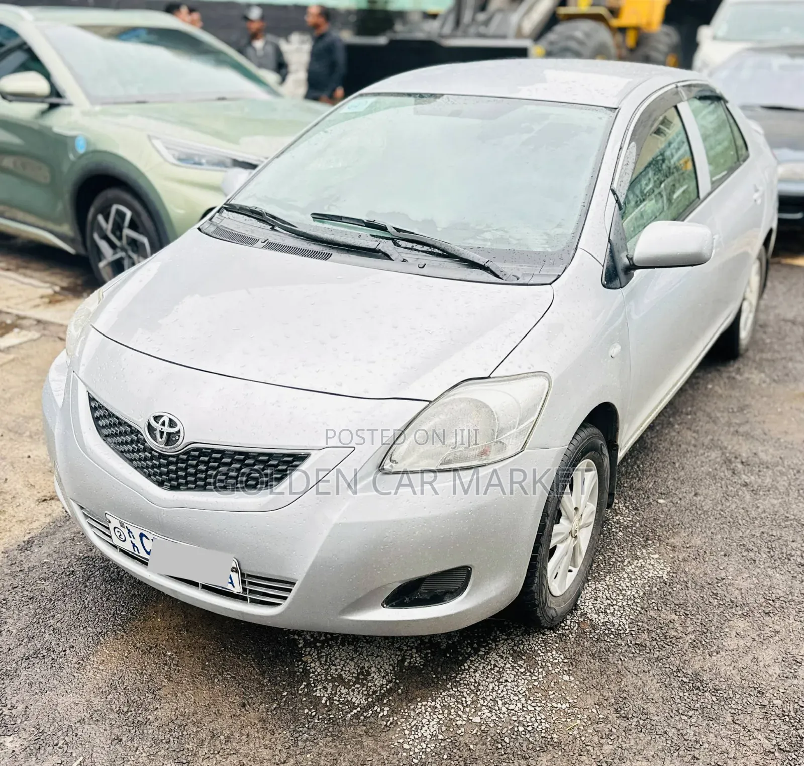 Toyota Yaris 2011 White