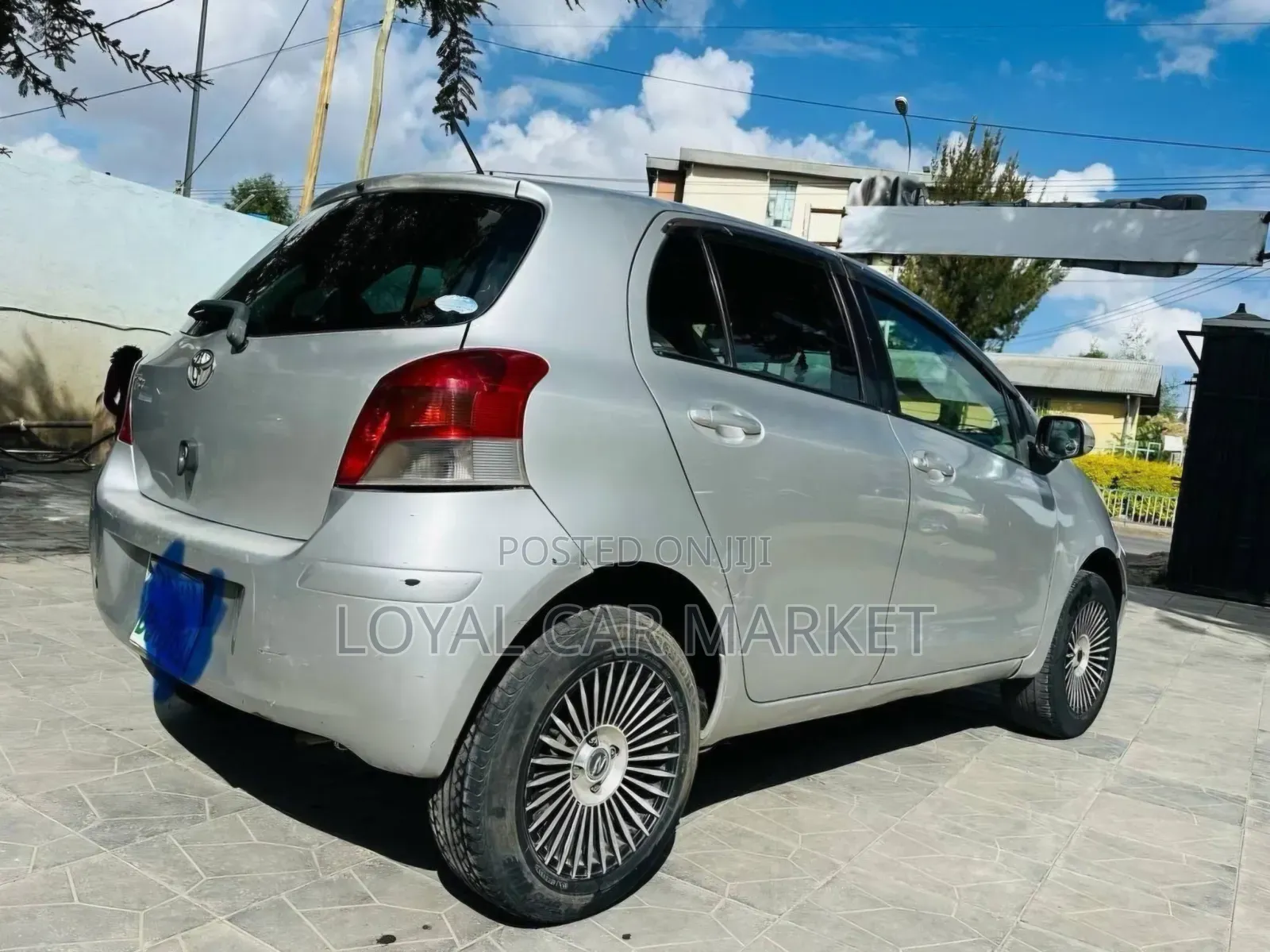 Toyota Yaris 2010 Silver
