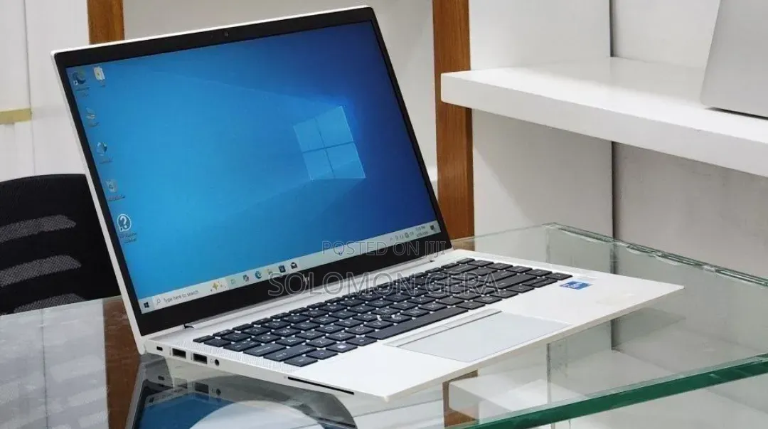 New Laptop HP EliteBook 840 G8 16GB Intel Core i7 SSD 512GB