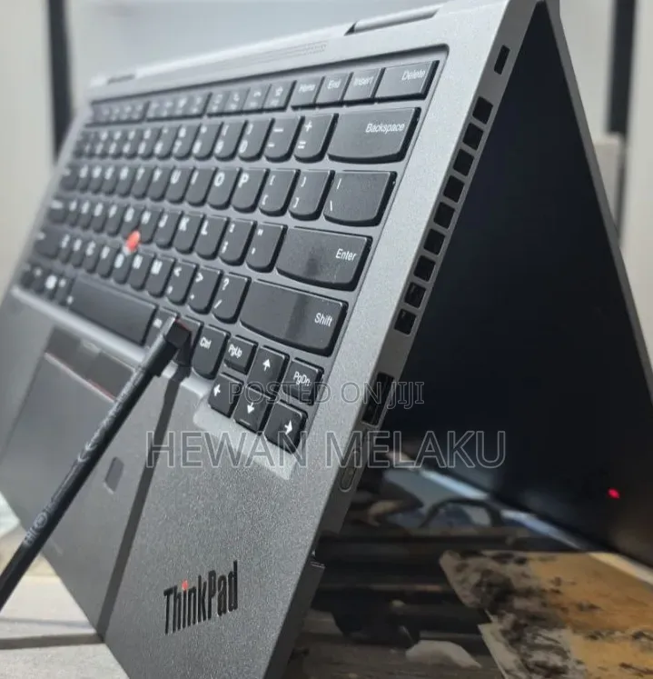 New Laptop Lenovo ThinkPad X1 Yoga 16GB Intel Core i7 SSD 512GB