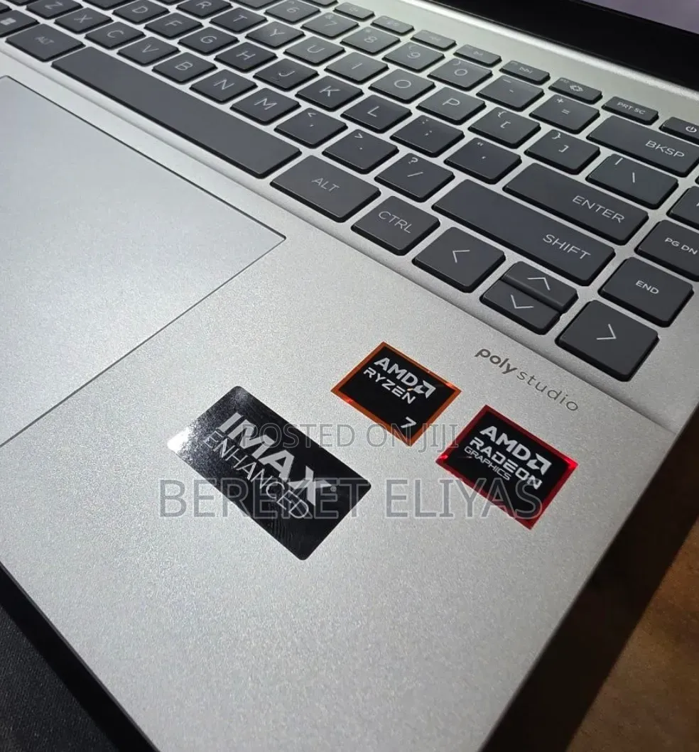 New Laptop HP Pavilion 15 32GB AMD Ryzen 7 SSD 1T
