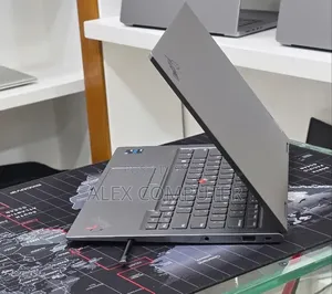 New Laptop Lenovo ThinkPad X1 Yoga 16GB Intel Core i5 SSD 512GB