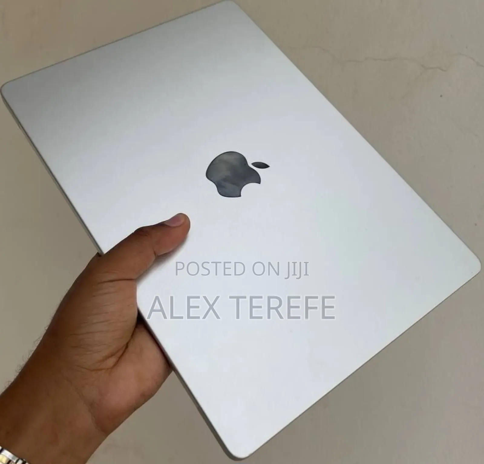 New Laptop Apple MacBook Pro 2024 M4 16GB Apple M4 Pro SSD 512GB