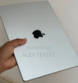 New Laptop Apple MacBook Pro 2024 M4 16GB Apple M4 Pro SSD 512GB