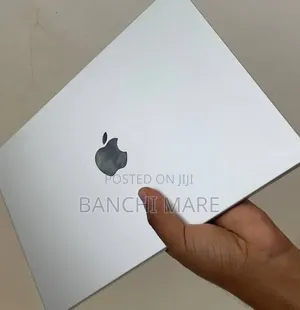 New Laptop Apple MacBook Pro 2024 M4 16GB Apple M4 SSD 512GB