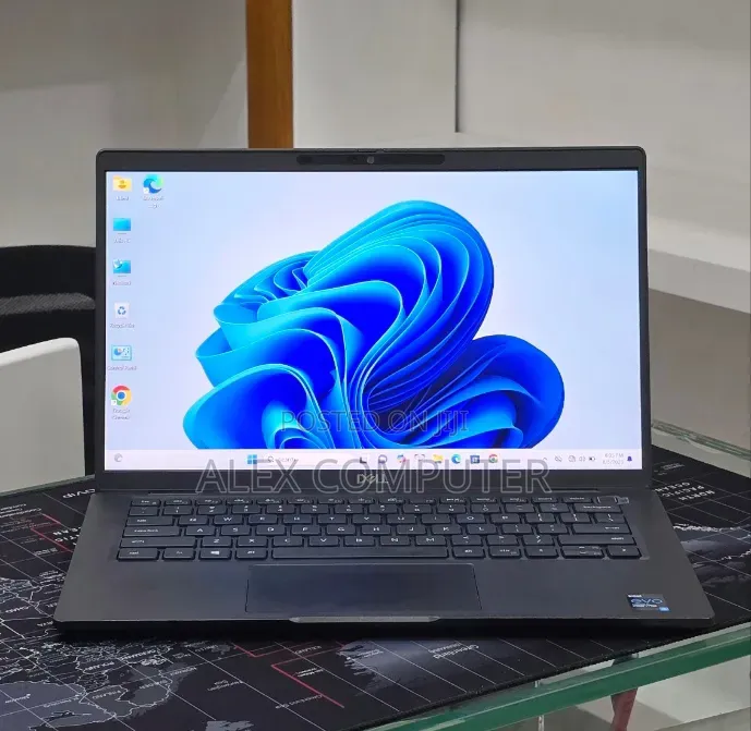 New Laptop Dell Latitude 7420 16GB Intel Core i5 SSD 512GB