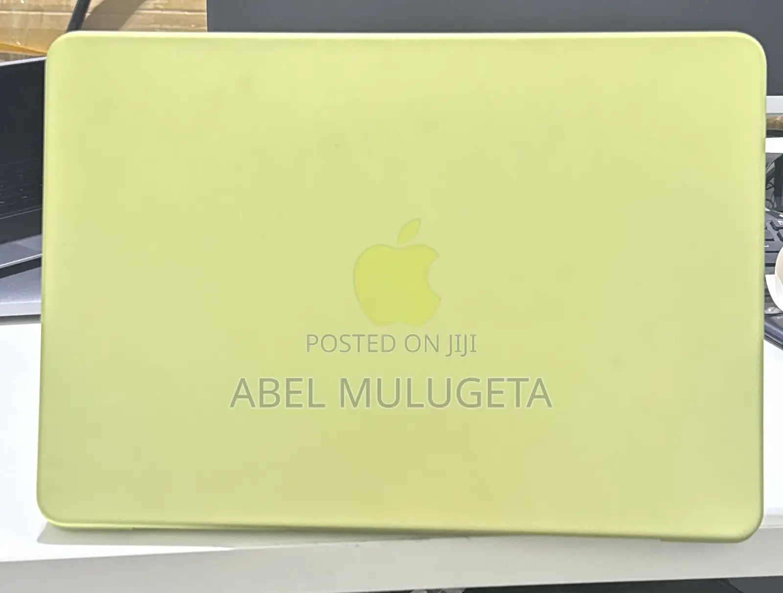 New Laptop Apple MacBook Neo 2026 8GB Intel Core i5 SSD 256GB